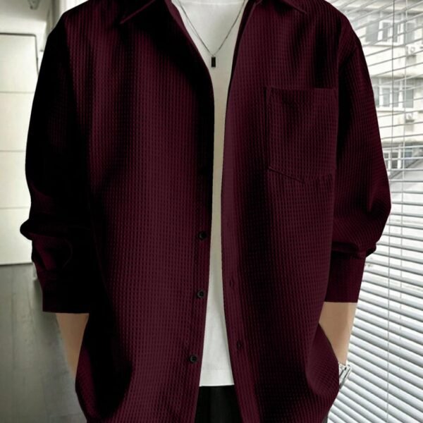 Men Regular Fit Striped Spread Collar Casual Shirt