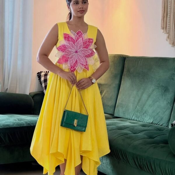 Stylish Women’s Gowns Online | Party Wear & Designer Gowns – Flex Cart